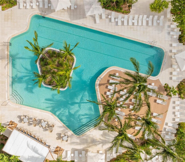 Photo - 601 NE 1st Ave Unit ID1227491P