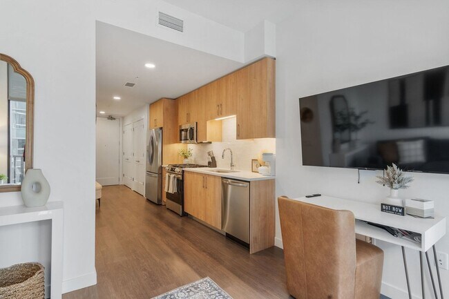 Photo - 1212 Demonbreun St Unit 1106