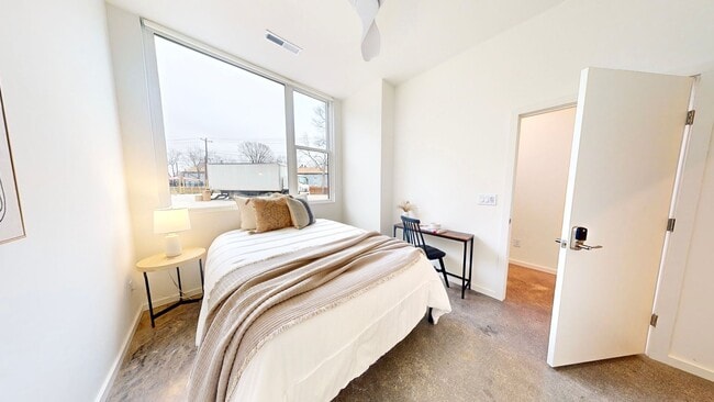 Photo - Professional Coliving - Private Room & Walk-in Closet