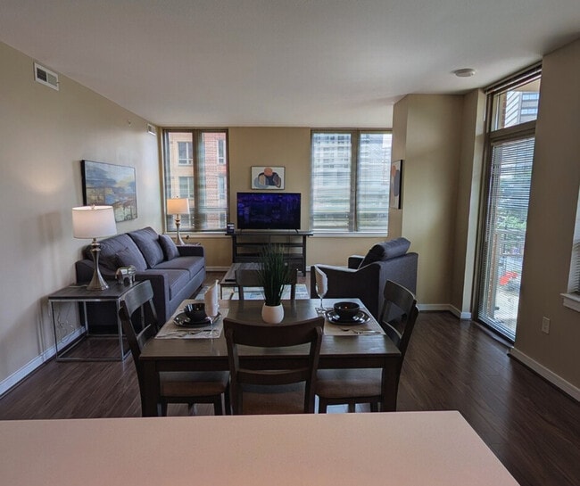 Building Photo - 1102 S Eads St Unit ID1272826P