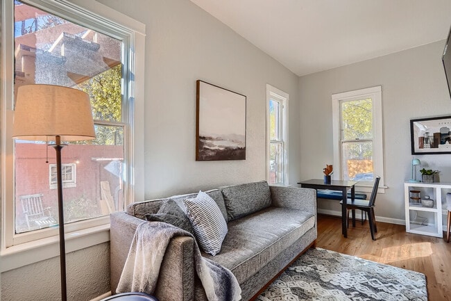 Building Photo - 601 S Pennsylvania St Unit ID1026270P