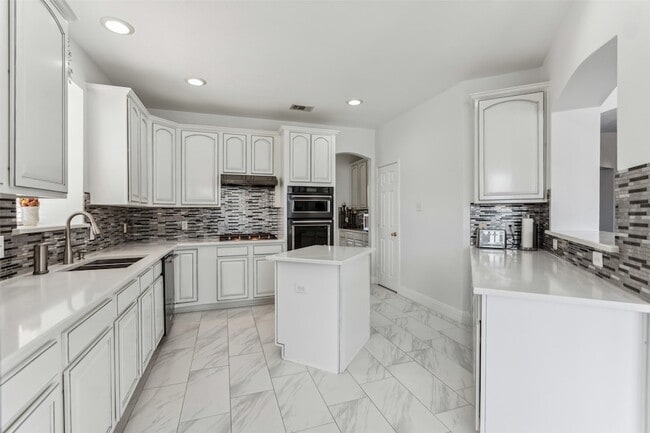Photo - 1501 Ector Dr