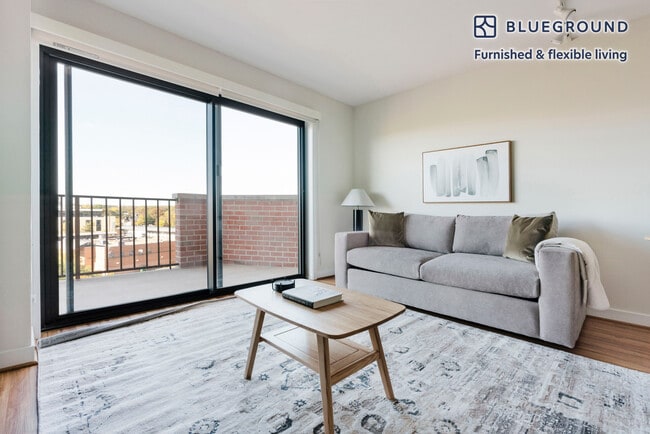 Building Photo - 2500 Clarendon Blvd Unit FL8-ID1167