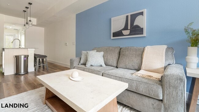 Building Photo - 6525 Ed Bluestein Blvd Unit 8105