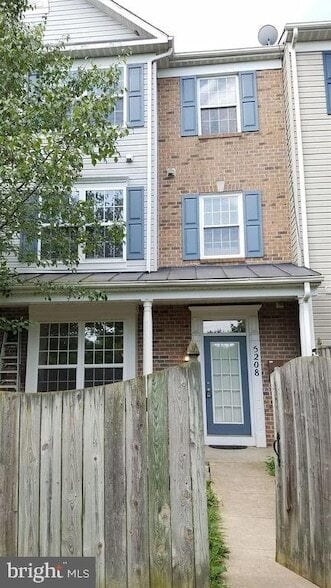 Building Photo - 5208 Duke Ct