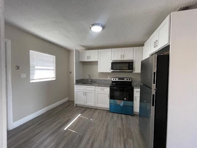 Photo - 1205 Ave K
