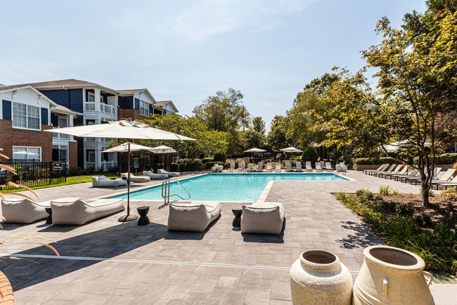 Building Photo - Park Place at Shelby Farms