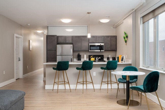 Photo - 515 E Market St Unit ID1228645P