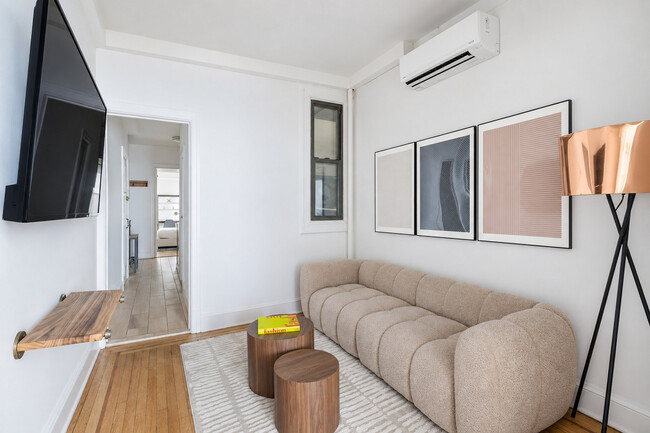 Building Photo - 1567 York Ave Unit SI FL2-ID1021866P
