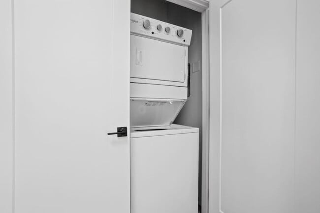 Photo - 330 E Vermont St Unit SI ID1312604P