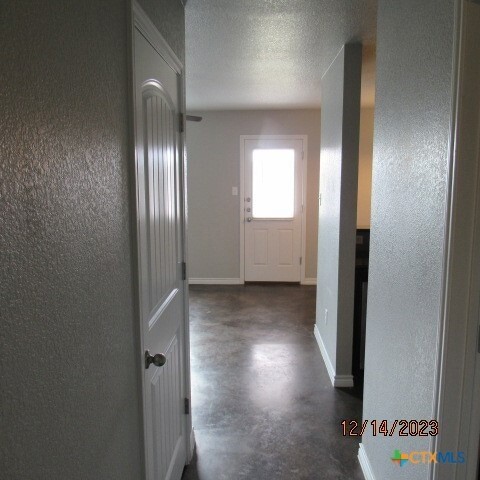 Photo - 1714 Risen Star Ln