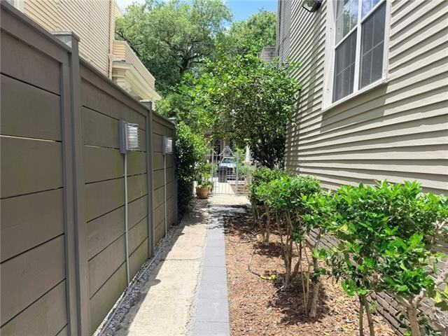 Photo - 1669 Robert St
