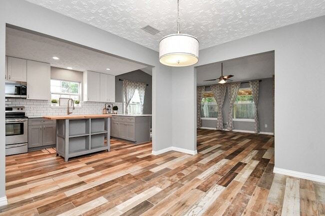 Photo - 1911 Pepperrell Pl Ct