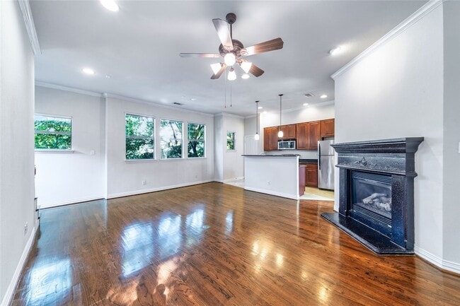 Photo - 1712 Mary St
