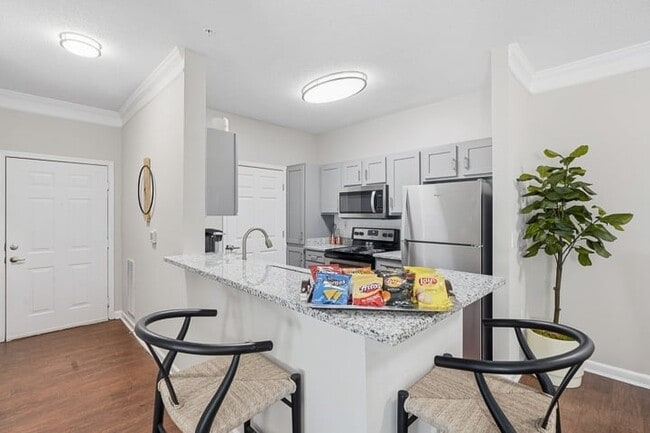 Photo - The Glen at Alexander Apartments