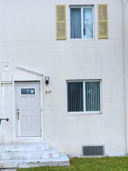 Building Photo - 217 NW 84th St Unit 217