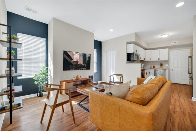 Building Photo - 947 Palmetto Ave SW Unit SI ID1609584P