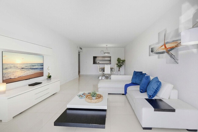 Photo - 19370 Collins Ave Unit SI ID1227552P