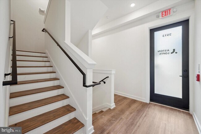 Photo - 2513 N Howard St Unit 103