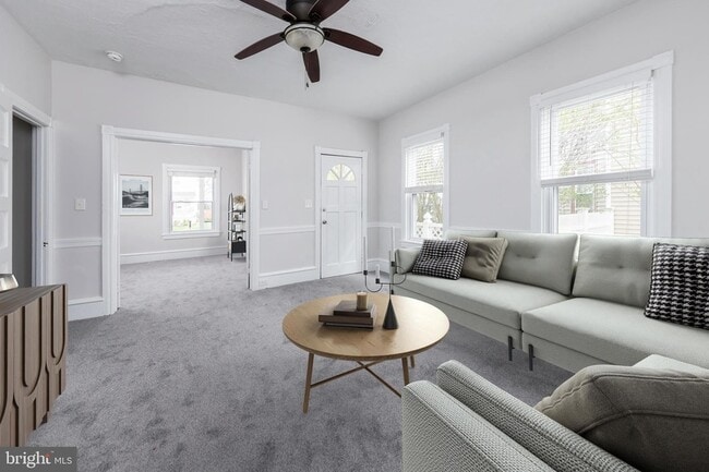 Photo - 21 Grandview Ave