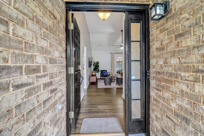 Building Photo - 197 Aquinnah Dr Unit ID1244800P