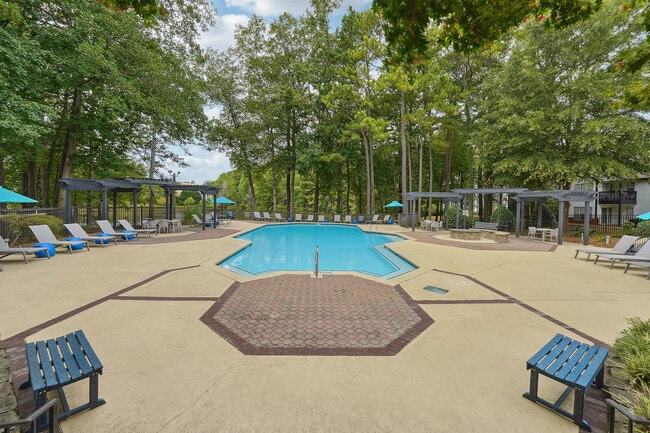 Pool - Rosemont Brook Hollow