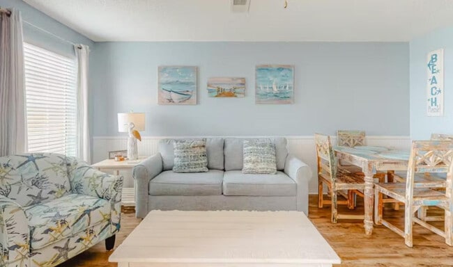 Photo - 572 E Beach Blvd Unit ID1372727P