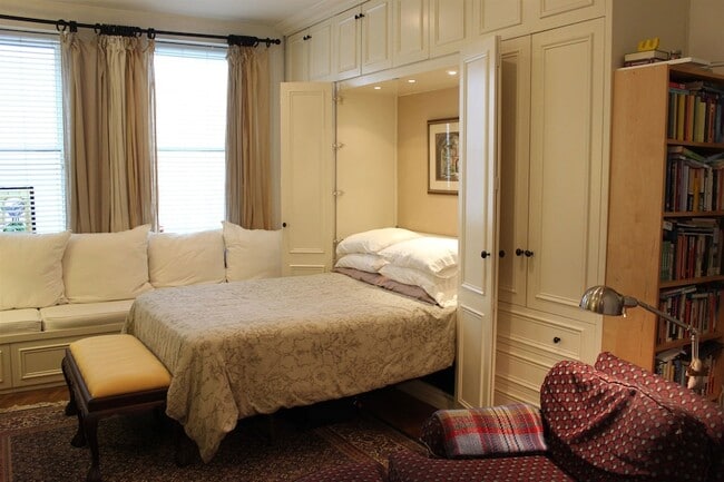 Photo - 1021 Grand St