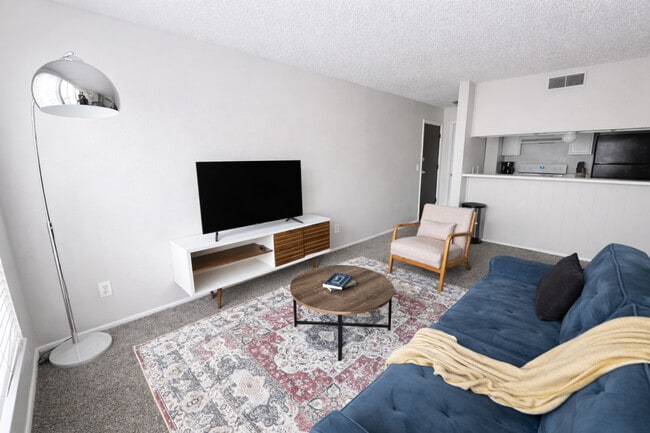 Photo - 505 N Rock Rd Unit SI ID1534948P
