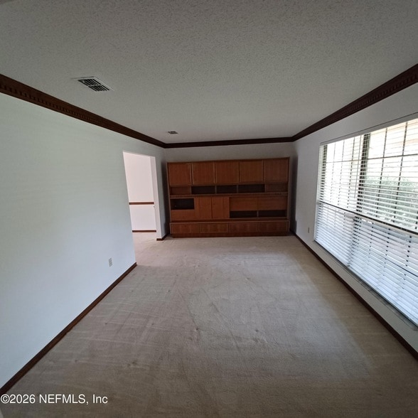 Photo - 2295 Foxwood Dr