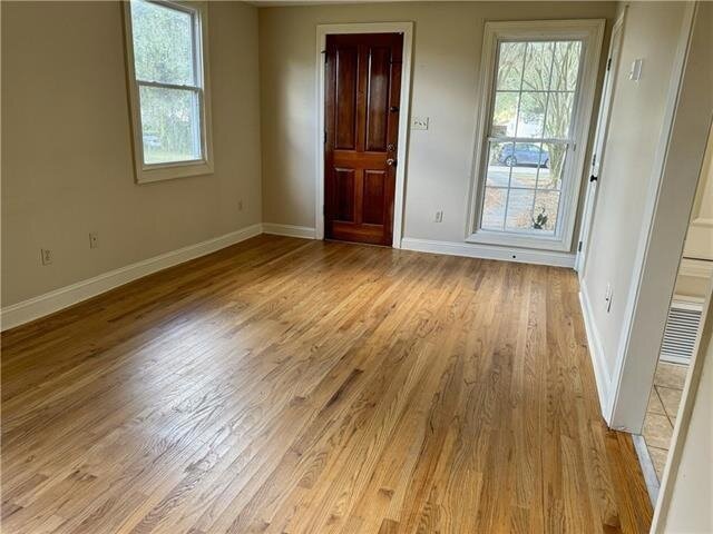 Photo - 5810 General Haig St