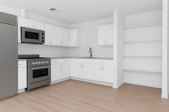 Photo - 16016 Green Manor Dr