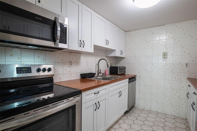 Photo - 750 NW 43rd Ave Unit 308