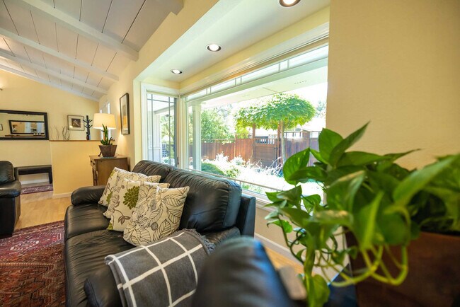 Photo - 611 Rheem Blvd Unit ID1309751P