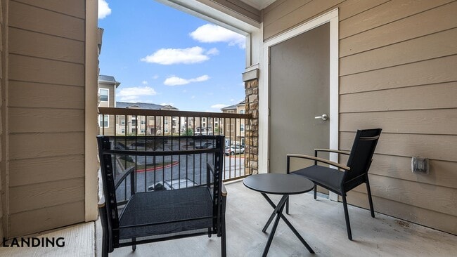 Photo - 2825 Main St Unit 1225