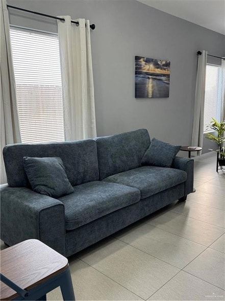 Photo - 2022 Summerland Ln Unit 4