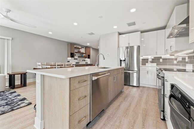 Photo - 12400 Capri Cir N Unit A