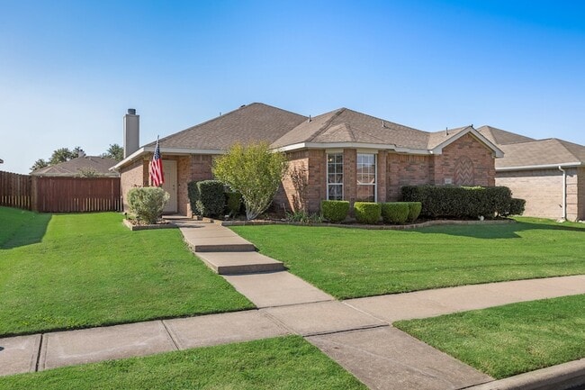 Photo - 2271 Fieldcrest Dr