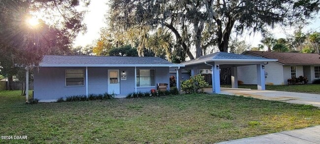 Building Photo - 340 Tropical Ln