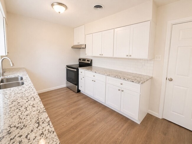 Photo - 12318 Braewick Dr