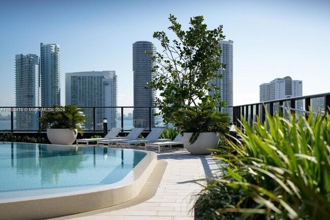 Photo - 23 NE 17th Ter Unit S2