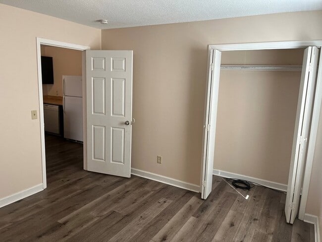 Photo - 411 Cattleman Dr NE