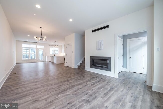 Photo - 11382 Emerald Park Rd