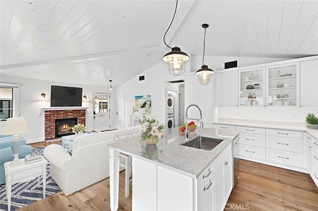 Photo - 352 Cliff Dr