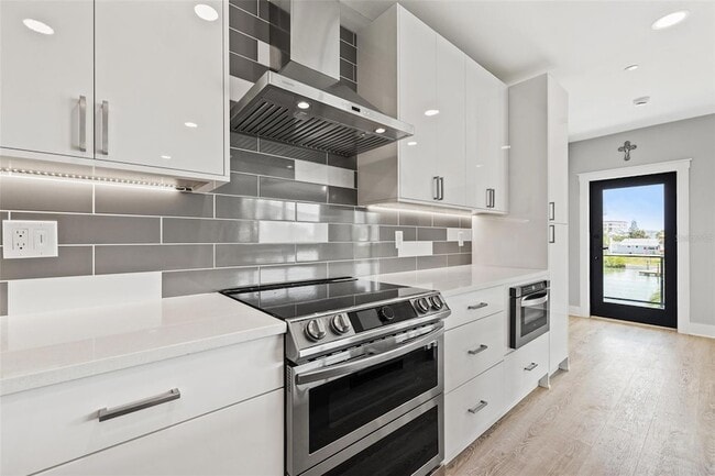 Photo - 12400 Capri Cir N Unit A