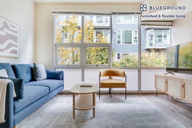 Building Photo - 1414 10th Ave Unit FL2-ID961