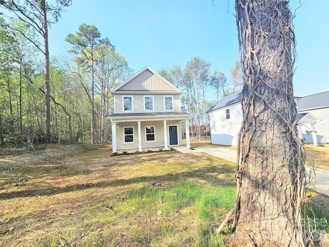 Photo - 203 Benfield Rd