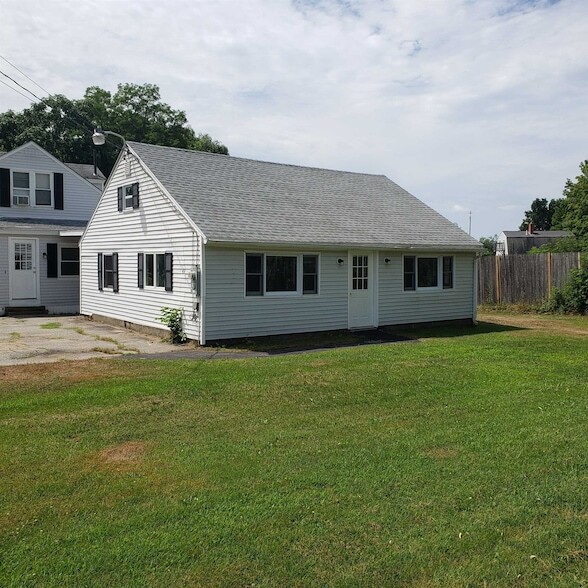 Building Photo - 49 Pine Hill Rd