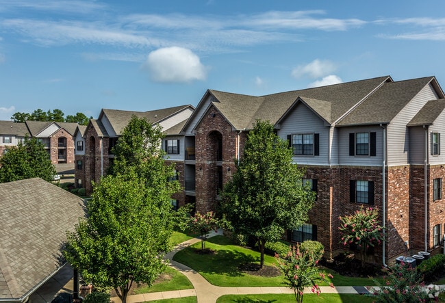 Building Photo - Highland Pointe of Maumelle