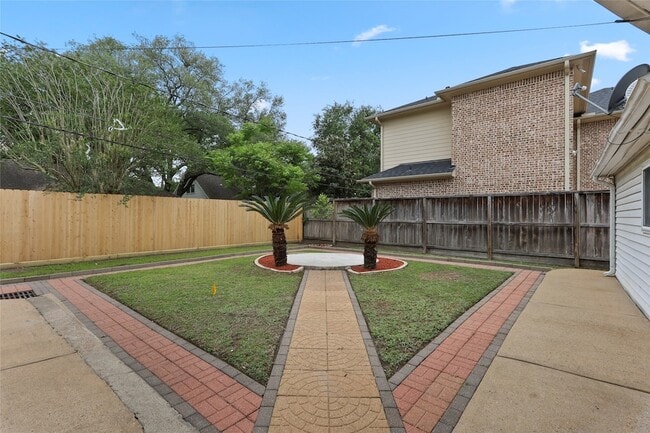 Photo - 12303 Barryknoll Ln